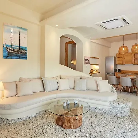 Sunrise Villa *