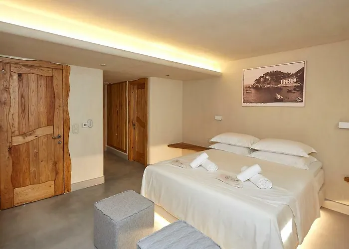 Sunrise Willa Tsagarada